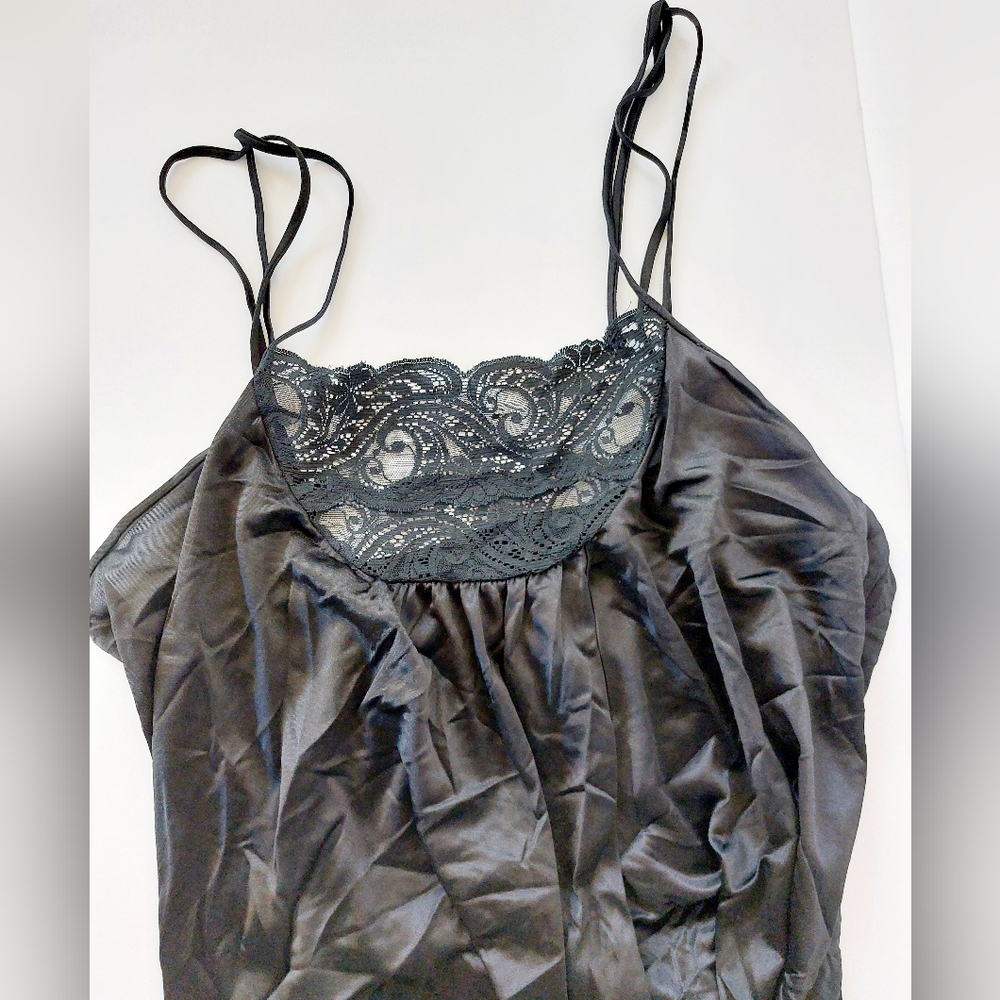 Vintage Black Nightgown Wrap Style Large Flair Lace Bust‎ Maternity Photos Dress